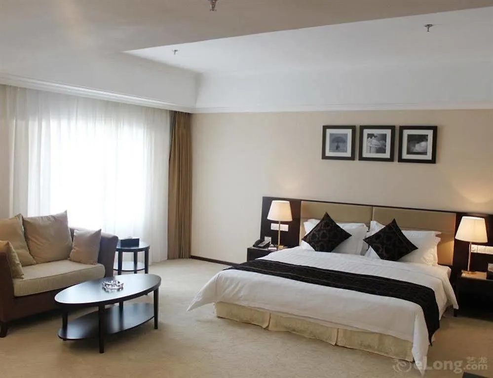 Grand Inn Zhuhai Hotel