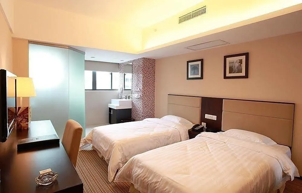 Grand Inn Ču-chaj 3*,