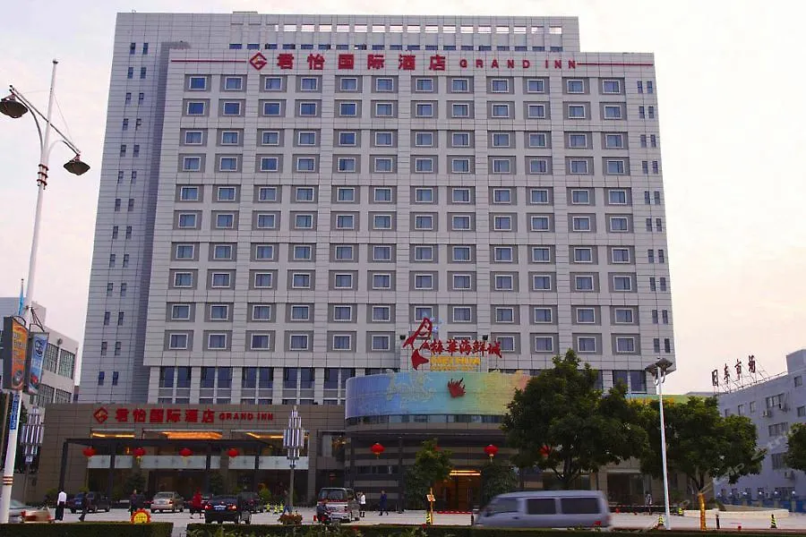Grand Inn Ču-chaj 3*,